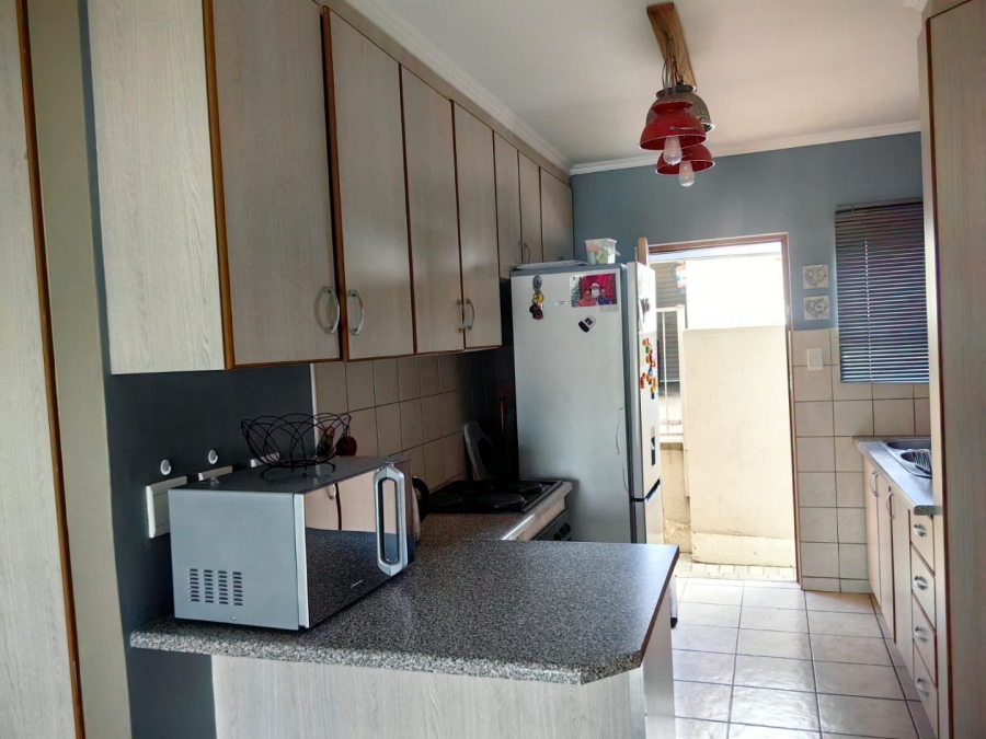 2 Bedroom Property for Sale in Hillside Free State